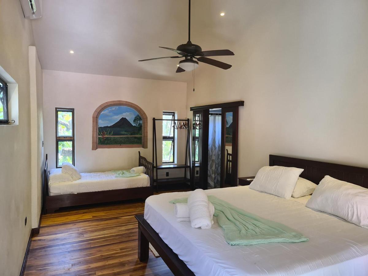 Hona Beach Hotel Dominical Esterno foto
