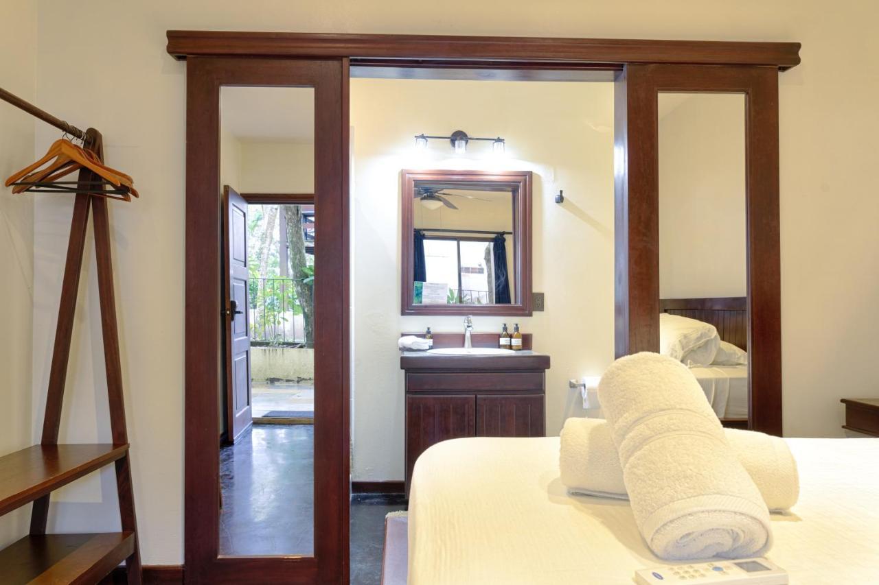 Hona Beach Hotel Dominical Esterno foto