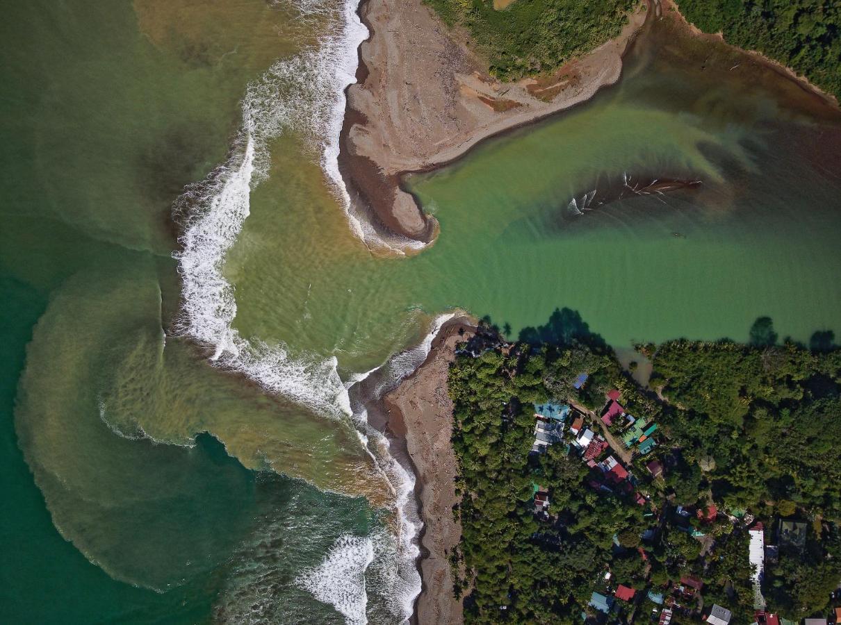Hona Beach Hotel Dominical Esterno foto